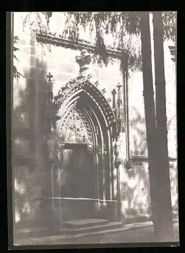 Fotografie W. Apel, Berlin, Ansicht Laudenbach, Eingang der Bergkirche