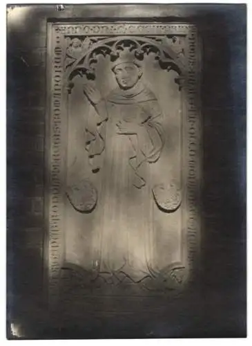 Fotografie W. Apel, Berlin, Ansicht Lehnin, Relief / Heiligenbildnis am Kloster Lehnin