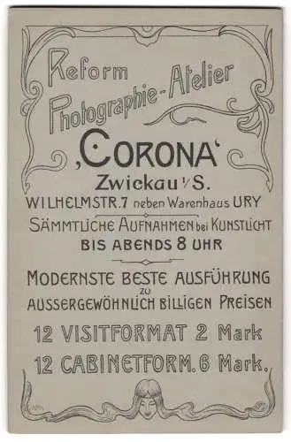 Fotografie Corona, Zwickau i. Sa., Wilhelmstr. 7, Anschrift und Dienstleistungen des Fotografen im Jugendstilrahmen