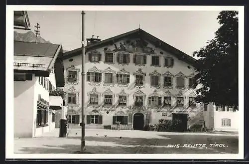 AK Reutte /Tirol, Gasthof zum schwarzen Adler