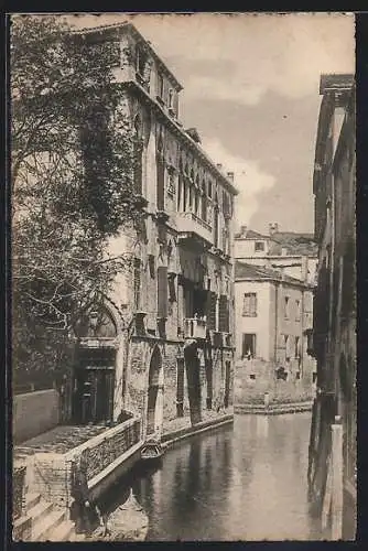 AK Venezia, Rio Van-Axel