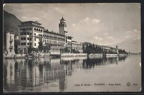 AK Gardone, Blick auf das Grand Hotel