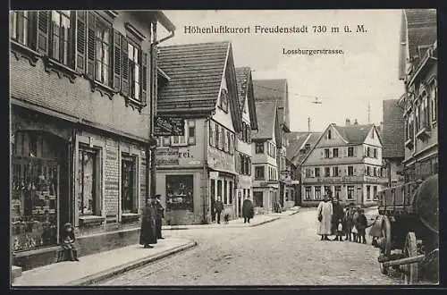 AK Freudenstadt, Lossburgerstrasse mit Geschäften