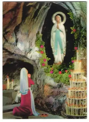 3D-AK Frau betet zur Heiligen von Lourdes