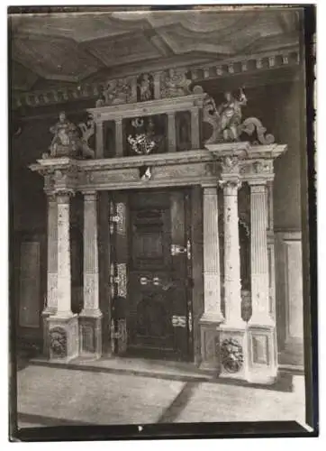 Fotografie W. Apel, Berlin, Ansicht Öhringen, Prachtvolle Tür im Rathaus-Saal