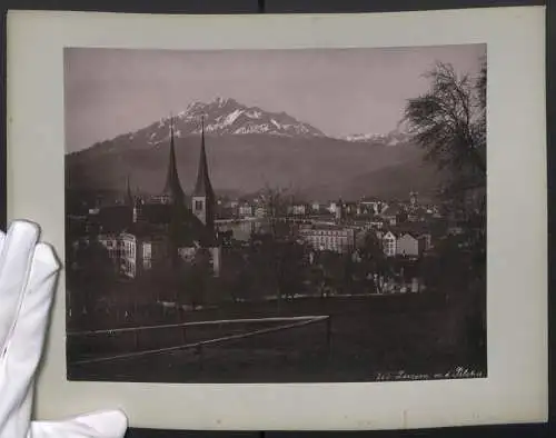 Fotografie Lichtdruck unbekannter Fotograf, Ansicht Luzern, Blick nach der Stadt und zum Pilatus