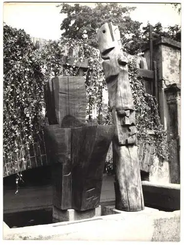 41 Fotografien Vit Jon, Ansicht Liberec / Reichenberg, Ausstellung: Socha a mesto Liberec 1969, Statuen in der Stadt