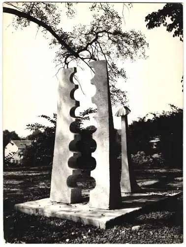 41 Fotografien Vit Jon, Ansicht Liberec / Reichenberg, Ausstellung: Socha a mesto Liberec 1969, Statuen in der Stadt