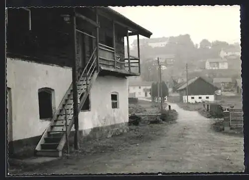 Foto-AK Lam, Strassenpartie mit Landhaus 1966