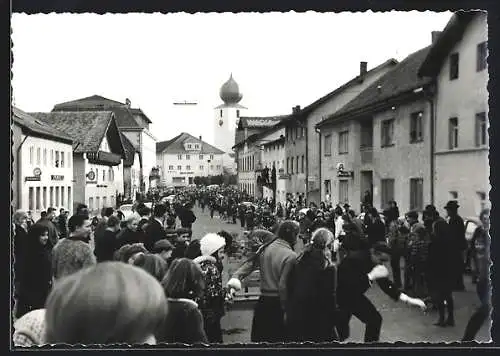 AK Lam, Strassenpartie mit Geschäften an Fasching 1966