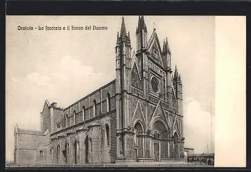 AK Orvieto, La Facciata e il Fianco del Duomo