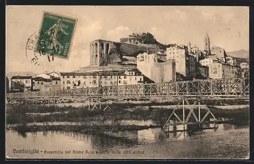 AK Ventimiglia, Passerella sul fiume Roia e porte della città antica