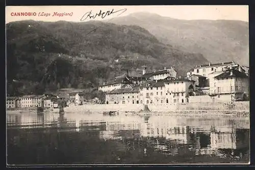 AK Cannobio, Lago Maggiore, Ortsansicht vom See aus