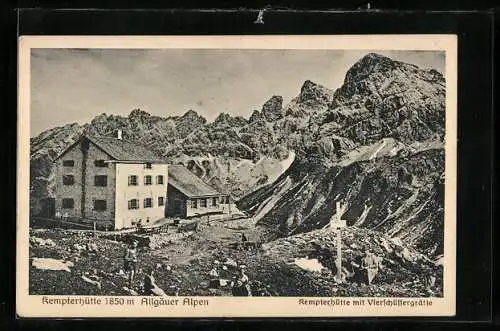 AK Kemptner-Hütte, Berghütte vor Gebirgspanorama