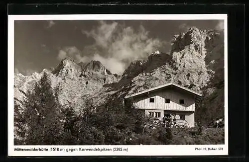 AK Mittenwalder Hütte, Berghütte gegen Karwendelspitzen
