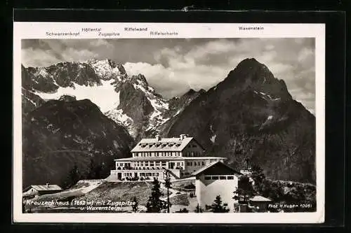 AK Kreuzeckhaus, Berghütte mit Zugspitze und Waxenstein