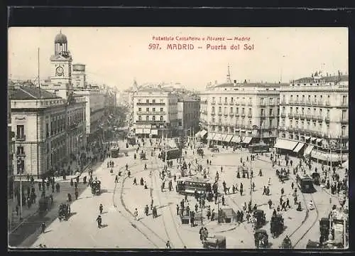 AK Madrid, Puerta del Sol mit Strassenbahnen