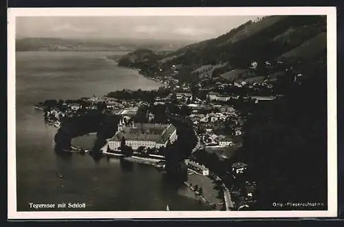 AK Tegernsee, Ortsansicht mit Schloss, Fliegeraufnahme