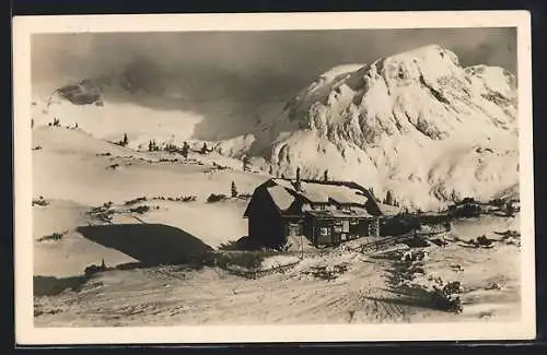 AK Sonnschienalm, Blick zur vergrösserten Sonnschienhütte