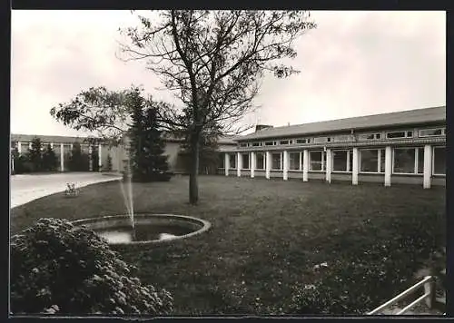 AK Nordhastedt, Partie mit Parkanalge und Springbrunnen