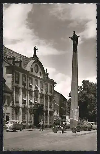 AK Offenburg i. B., Rathaus mit Ursula-Säule