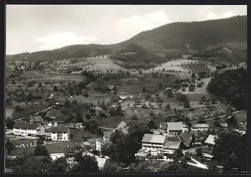 AK Oberharmersbach-Riersbach /Badischer Schwarzwald, Ortspartie