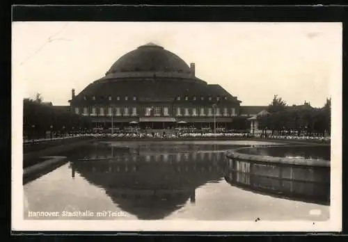 AK Hannover, Stadthalle mit Teich