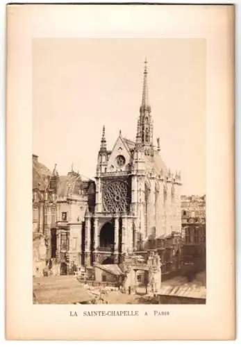 Fotografie unbekannter Fotograf, Ansicht Paris, La Sainte-Chapelle A Paris