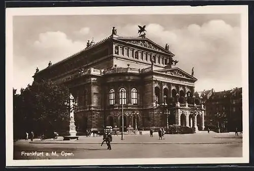 AK Frankfurt a. M., Oper, von der Strasse gesehen