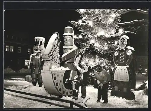 AK Olbernhau /Erzgeb., Markt zur Weihnachtszeit bei Nacht