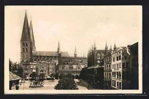AK Lübeck, Marktplatz m. Marienkirche