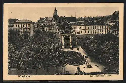 AK Wiesbaden, Totalansicht Kochbrunnen mit Parkanlage
