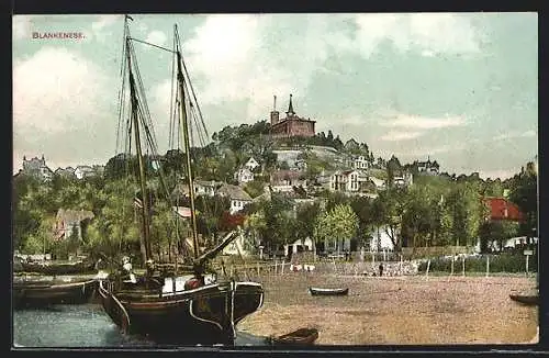 AK Hamburg-Blankenese, Strandpartie mit Süllberg und Segelboot