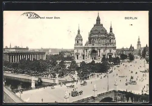 AK Berlin, der Dom aus der Vogelschau