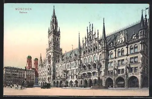 AK München, Partie am Rathaus mit Fischerbrunnen