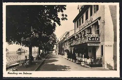 AK Meersburg, Strassenpartie am Bodensee mit Strand-Cafe