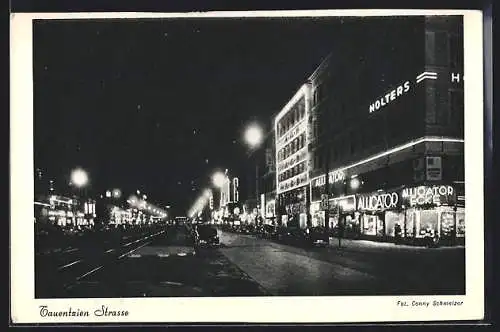 AK Berlin-Charlottenburg, Illuminierte Tauentzienstrasse bei Nacht