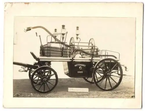 Fotografie Magirus Feuerwehr-Pumpenwagen der Feuerwache Mittergars 1925