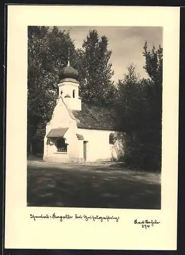 AK Geiselgasteig /Isartal, Kapelle am Wegesrand