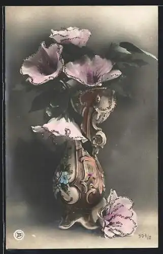 AK Verzierte Vase mit lila Blüten, Glitter