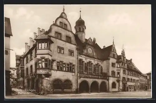 AK Freiburg i. Breisgau, Strassenpartie am Rathaus