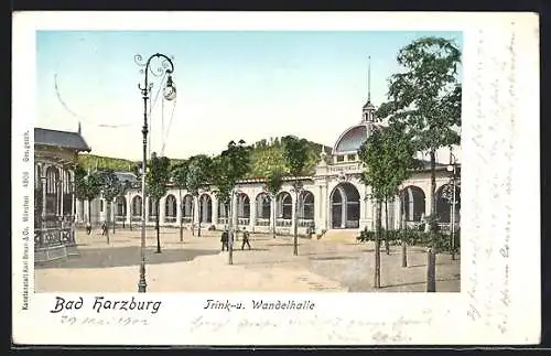 Goldfenster-AK Bad Harzburg, Trink- und Wandelhalle mit leuchtenden Fenstern