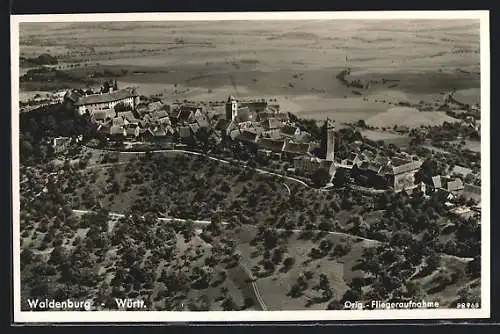 AK Waldenburg /Württ., Teilansicht mit Schloss, Fliegeraufnahme
