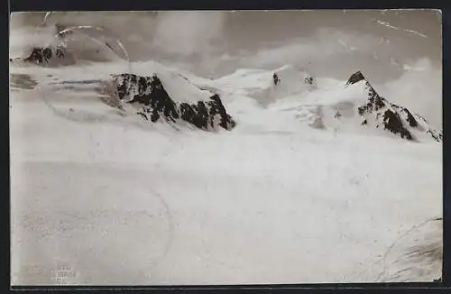 Foto-AK Fritz Gratl: Schneefeld und Gipfel