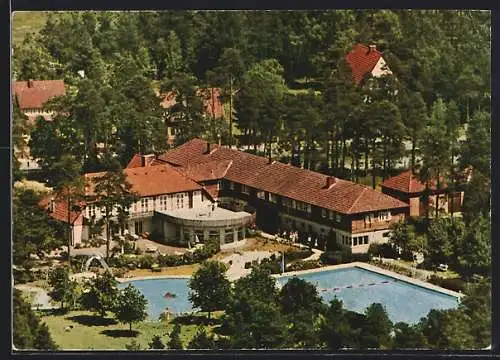 AK Hermannsburg, Naturpark Südheide, Waldhotel am Schwimmbad E. Alsdorf