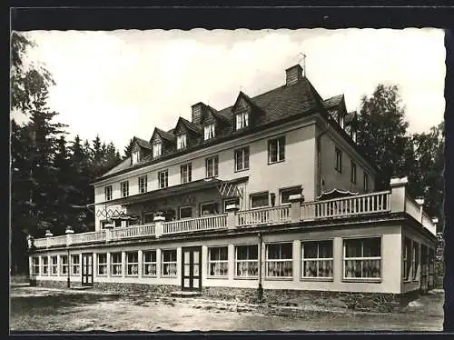 AK Bucha /Krs. Saalfeld, FDGB Ferienheim Aktivist, Restaurant mit Terrasse