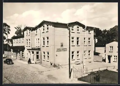 AK Göhren / Rügen, FDGB Erholungsheim Friedrich Engels, Gasthaus