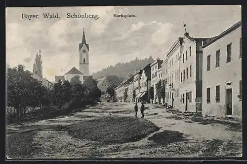 AK Schönberg /Bayer. Wald, Marktplatz mit Kirche