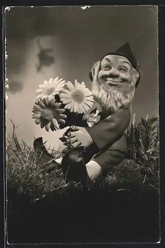 AK Zwergpuppe von Steiff mit Gänseblumen