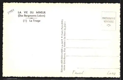 AK Frauen sortieren die Kohlen an Fliessbändern aus